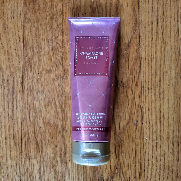 Bath & Body Works Ultimate Hydration Body Cream - Champagne Toast - NWT - Picture 1 of 5